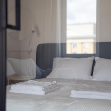 Designer Apartment In The Central Варшава Екстериор снимка
