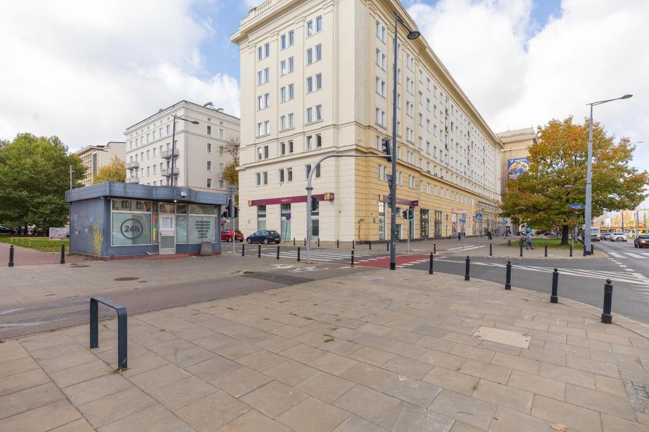 Designer Apartment In The Central Варшава Екстериор снимка