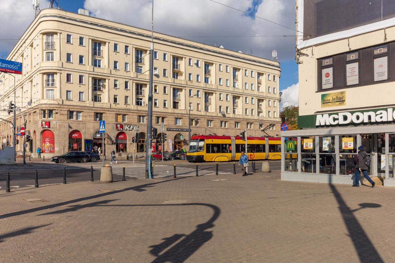 Designer Apartment In The Central Варшава Екстериор снимка