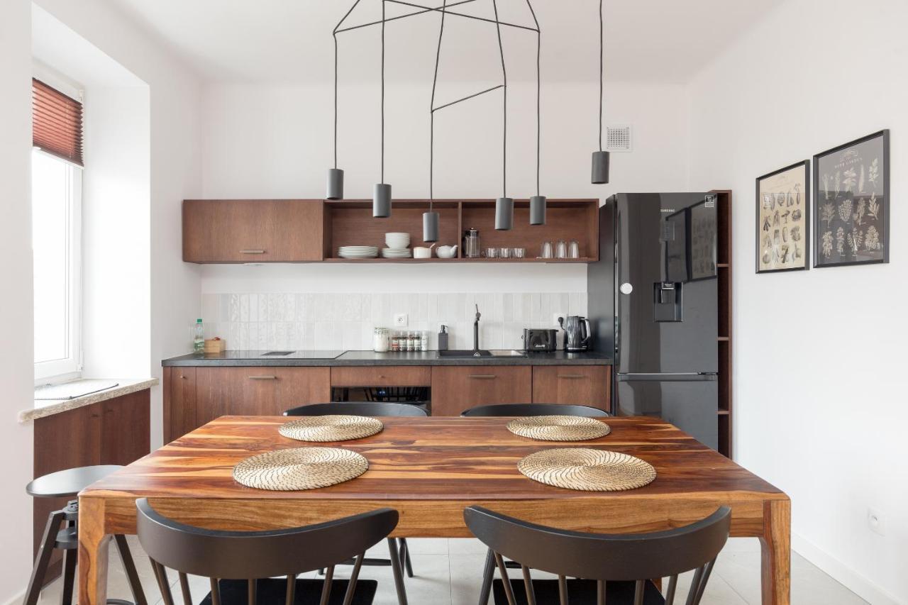 Designer Apartment In The Central Варшава Екстериор снимка