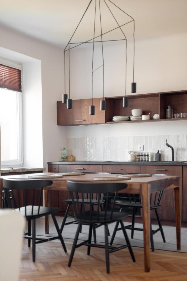 Designer Apartment In The Central Варшава Екстериор снимка