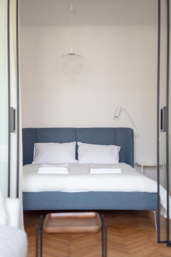 Designer Apartment In The Central Варшава Екстериор снимка